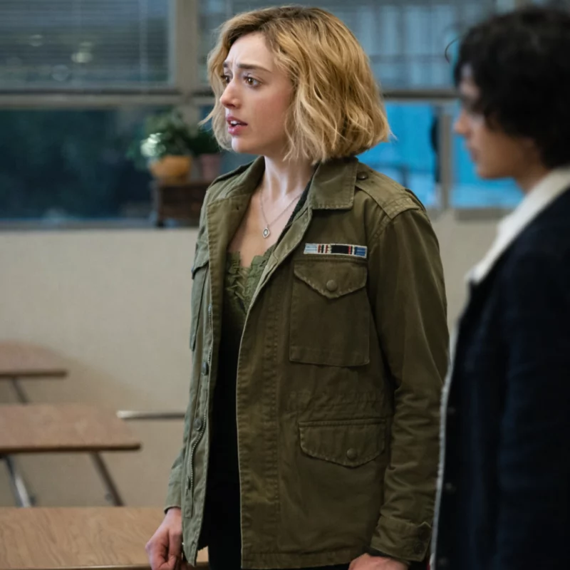 School Spirits S03 Peyton List Maddie Nears Green Jacket