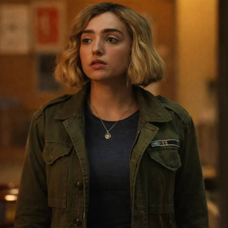 School Spirits S03 Peyton Maddie Nears Green Jacket