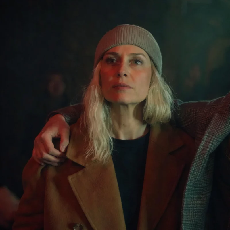 Unfamiliar Meret SchÃ¤fer Susanne Wolff Brown F Coat