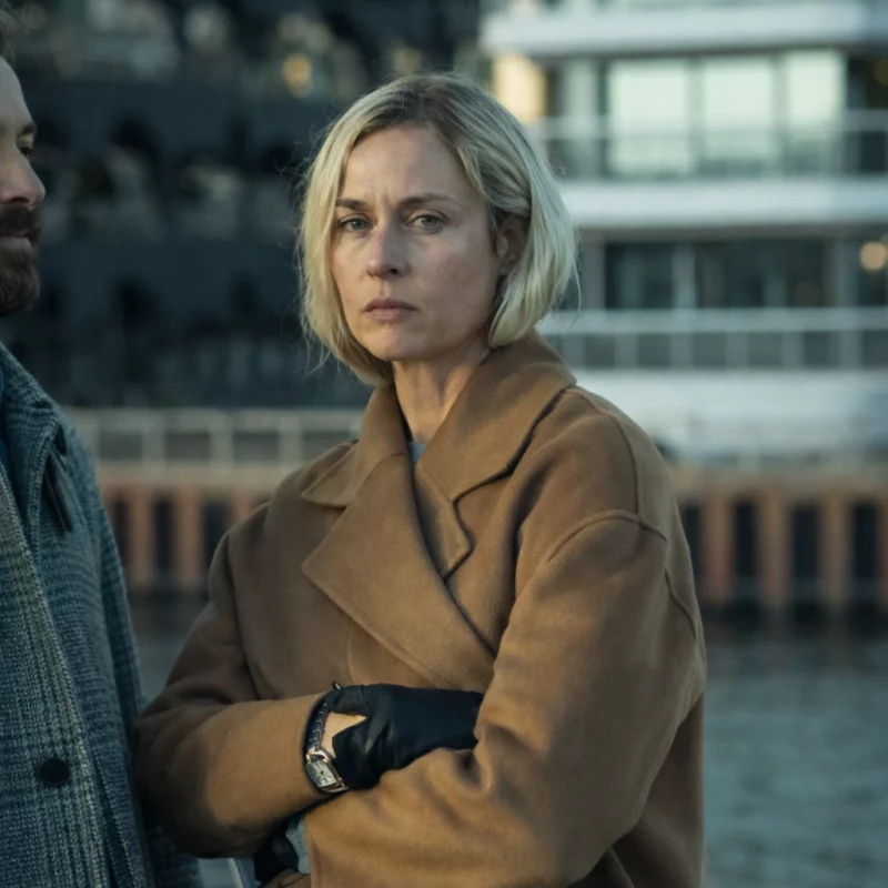 Unfamiliar Susanne Brown Coat