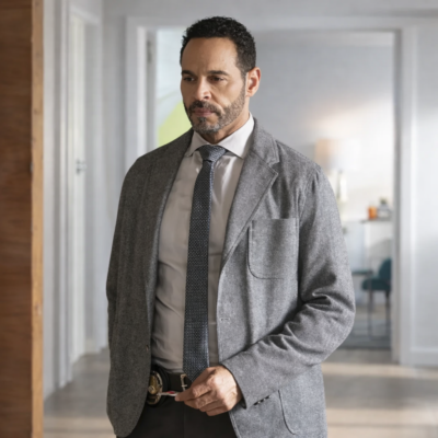 Daniel Sunjata High Potential S02 Grey Blazer
