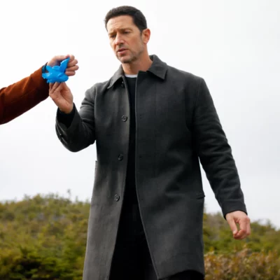 Hudson and Rex S08 Luke Roberts Mark Hudson Grey Coat