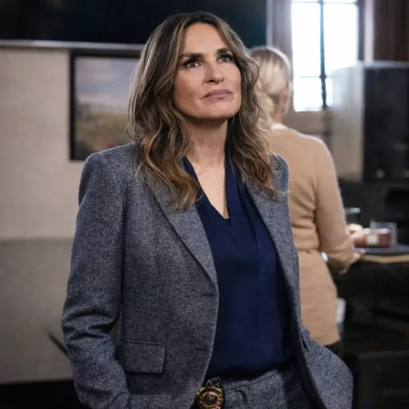 Law and Order SVU S27 Benson Mariska Hargitay Grey Blazer