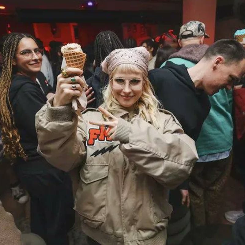 Late Night With Stephen Colbert Hayley Williams Jacket outfit look