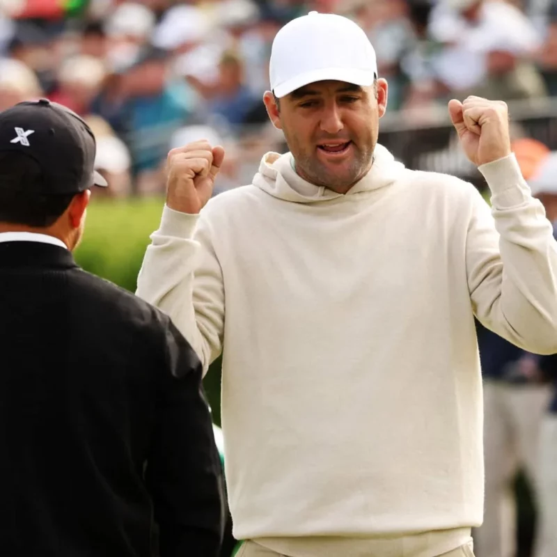 Master 2026 Scottie Scheffler Beige Hoodie outfit look