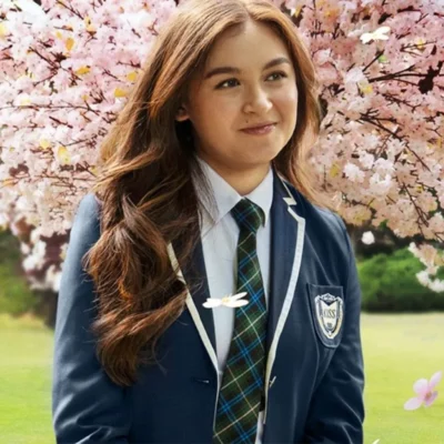 XO, Kitty S03 Anna Cathcart Blue Blazer front view