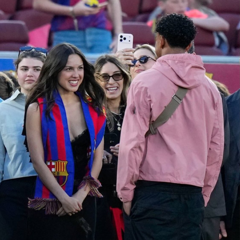 Camp Nou Stadium 2026 Lamine Yamal Jacket model style