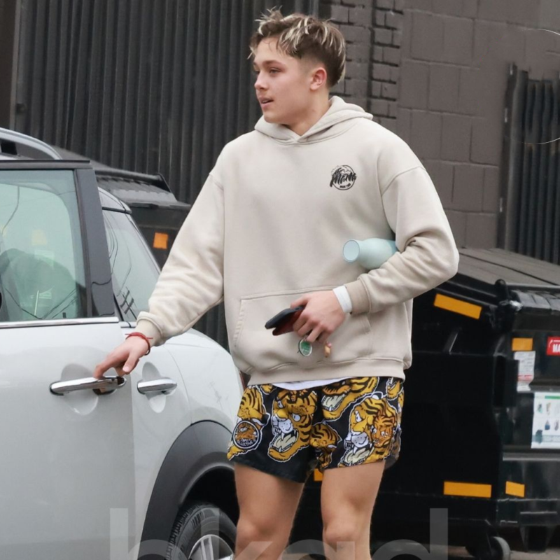 Training Session Knox Jolie Pitt Hoodie outfit look