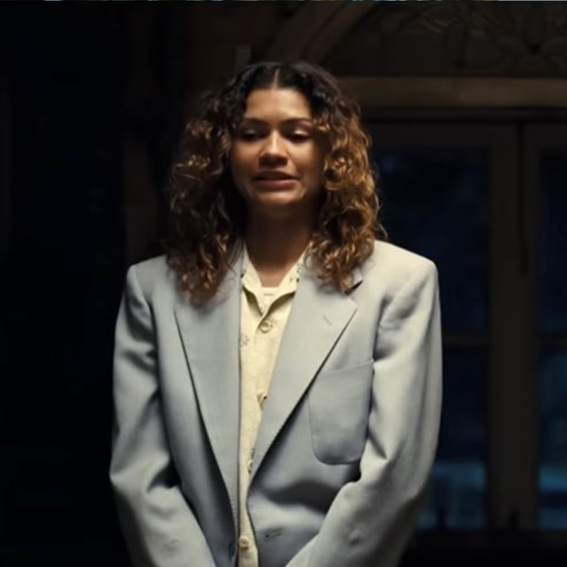 Euphoria S03 Zendaya Blazer outfit look