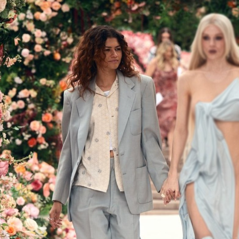 Euphoria S03 Zendaya Blazer street style