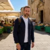 Trying S05 Rafe Spall Jacket