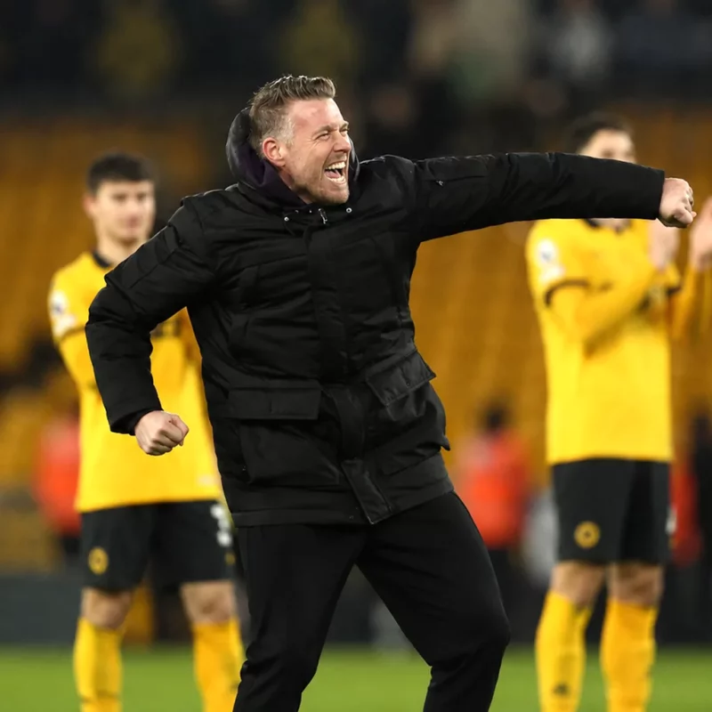 Wolverhampton Wanderers VS Aston Villa Rob Edwards Jacket
