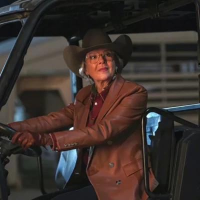 Dutton Ranch S02 Annette Bening Double Breasted Blazer