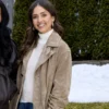 Honest Renovations S04 Jessica Alba Coat