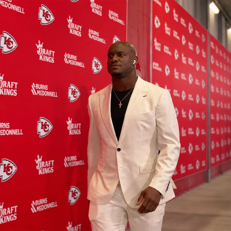 Kansas City Chiefs Kenneth Walker III White Suit