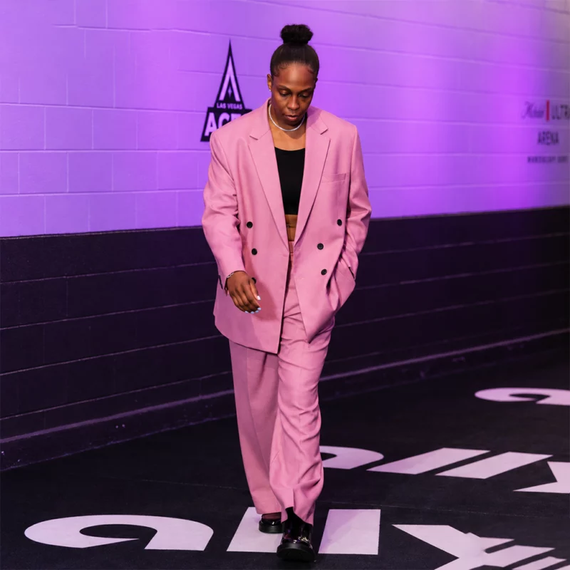 LV Aces Chelsea Gray Suit