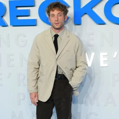 London Event Jeremy Allen White Blazer