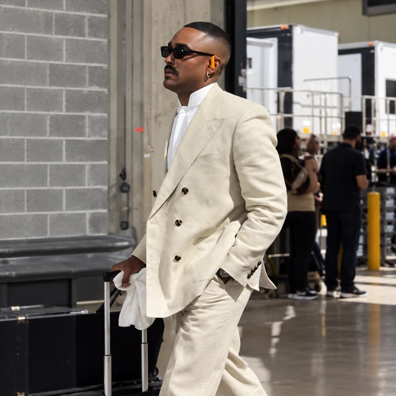 Eagles Quarterback Jalen Hurts Suit