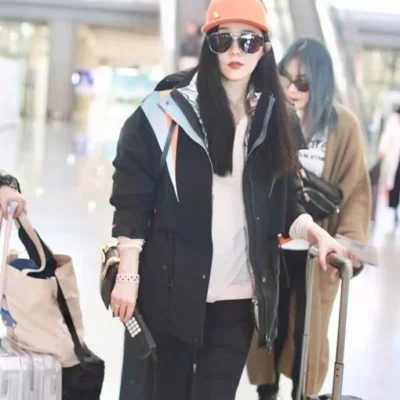 The 355 Lin Mi Sheng Black Jacket