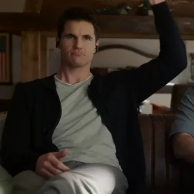 Robbie Amell Upload Season 2 Black Hoodie