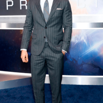 Ryan Reynolds The Adam Project Suit